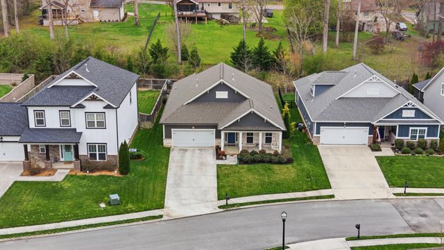 555 Deer Valley Drive, Hixson, TN 37343