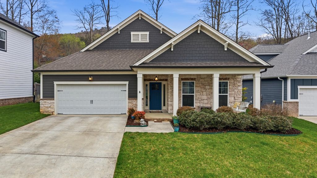 555 Deer Valley Drive, Hixson, TN 37343