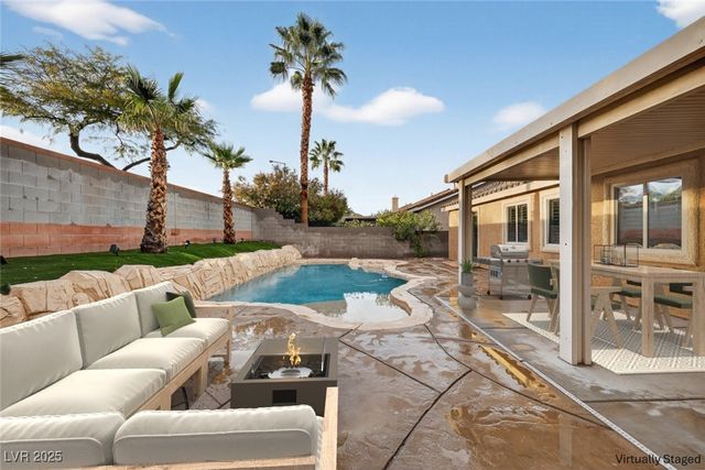 205 Derwent Place, Las Vegas, NV 89144