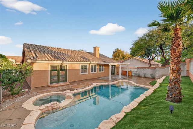 205 Derwent Place, Las Vegas, NV 89144