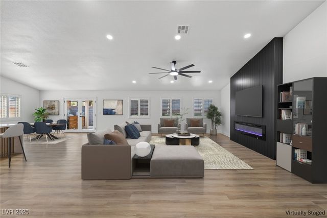 205 Derwent Place, Las Vegas, NV 89144