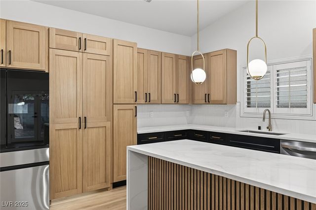 205 Derwent Place, Las Vegas, NV 89144