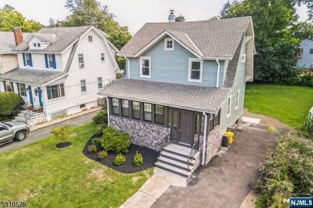 1293 Beaumont Avenue, Teaneck, NJ 07666