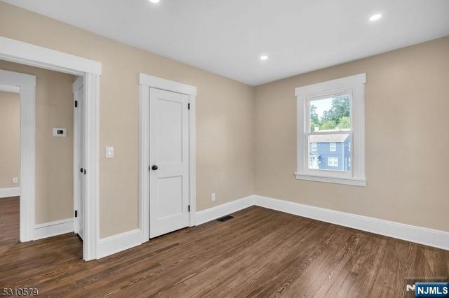 1293 Beaumont Avenue, Teaneck, NJ 07666