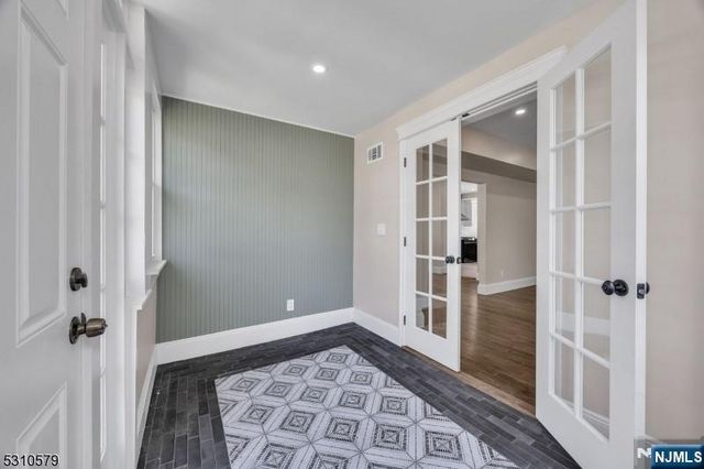 1293 Beaumont Avenue, Teaneck, NJ 07666