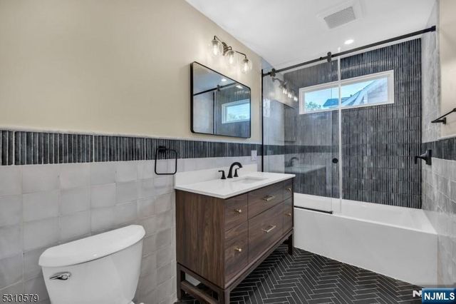 1293 Beaumont Avenue, Teaneck, NJ 07666