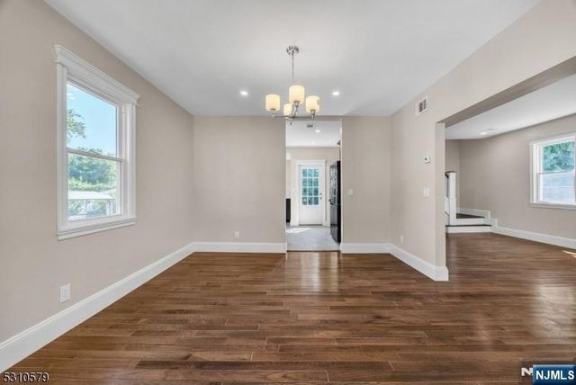 1293 Beaumont Avenue, Teaneck, NJ 07666