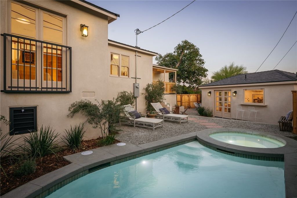 815 Cresthaven, Los Angeles, CA 90042 — exterior
