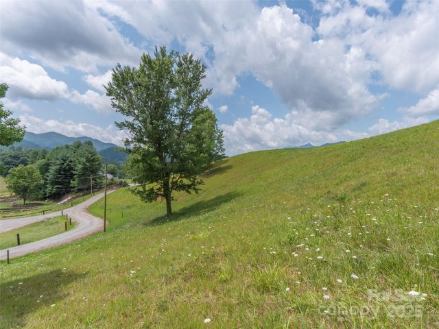 00 Bark Trail, Waynesville, NC 28786