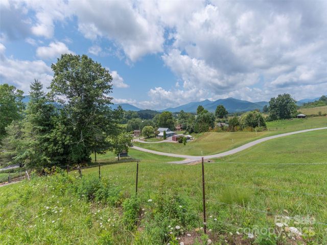 00 Bark Trail, Waynesville, NC 28786