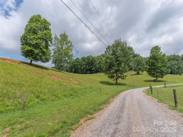 00 Bark Trail, Waynesville, NC 28786