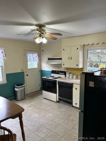 29 Anderson Avenue, Milford, CT 06460