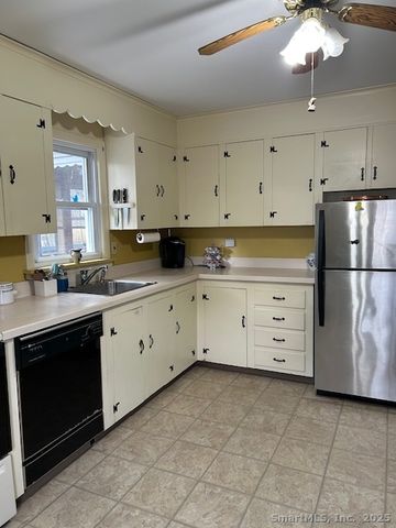 29 Anderson Avenue, Milford, CT 06460