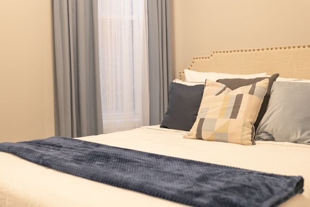 6607 S Ingleside Avenue, Chicago, IL 60637