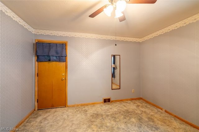 9609 Alexander Road, Garfield Heights, OH 44125