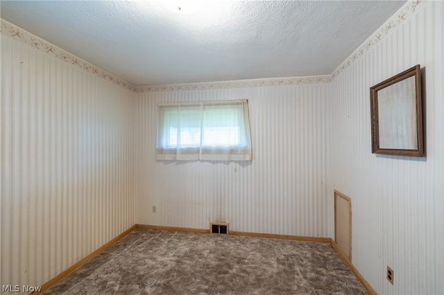 9609 Alexander Road, Garfield Heights, OH 44125