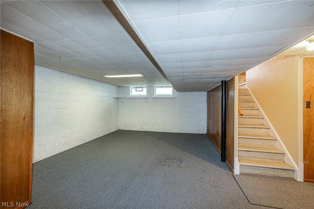 9609 Alexander Road, Garfield Heights, OH 44125