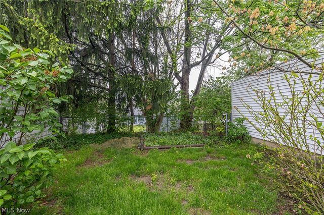 9609 Alexander Road, Garfield Heights, OH 44125