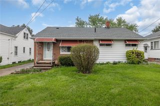 9609 Alexander Road, Garfield Heights, OH 44125