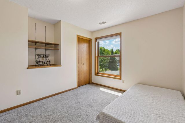 13893 Redwood Street NW, Andover, MN 55304