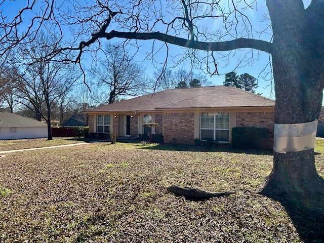 510 Cynthia Drive, Longview, TX 75605