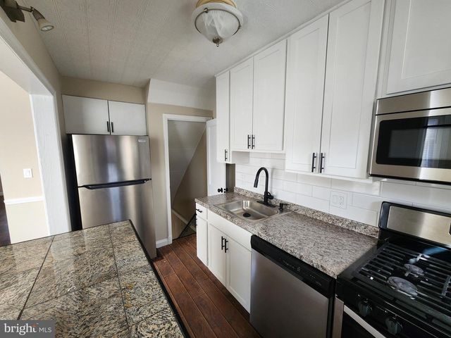 1925 EWALD AVE, Baltimore, MD 21222