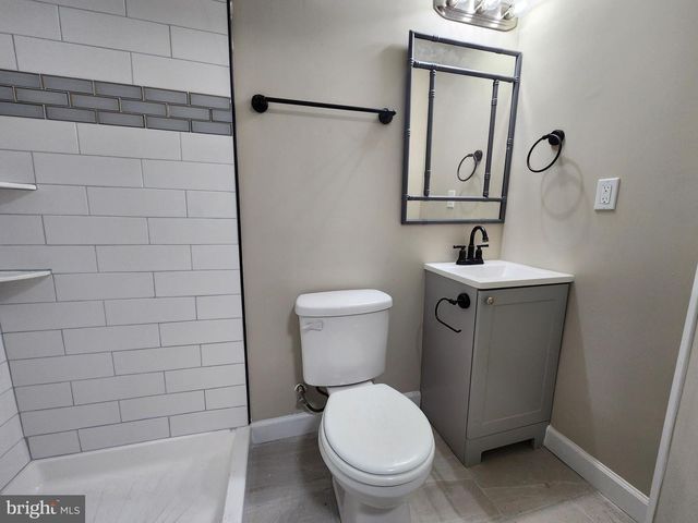 1925 EWALD AVE, Baltimore, MD 21222