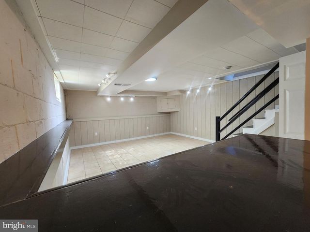 1925 EWALD AVE, Baltimore, MD 21222