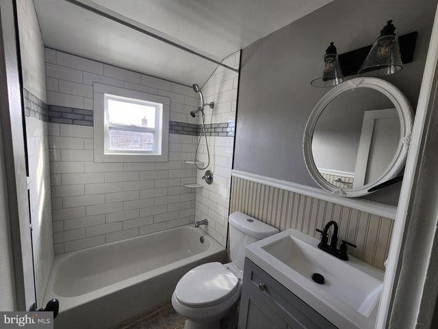 1925 EWALD AVE, Baltimore, MD 21222