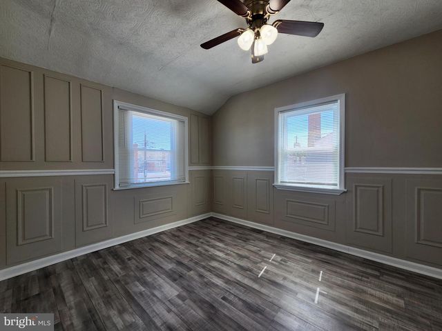 1925 EWALD AVE, Baltimore, MD 21222