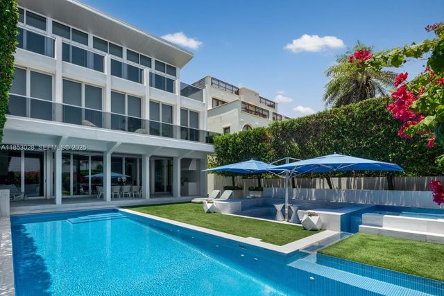 7815 Atlantic Way, Miami Beach, FL 33141