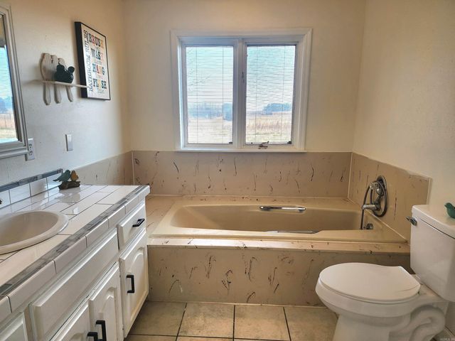 212 Wolf Branch Road, Greenbrier, AR 72058