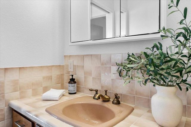 439 Novato Avenue, Sunnyvale, CA 94086