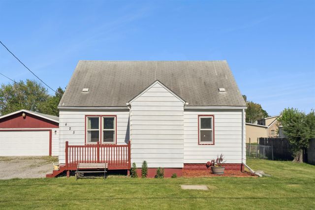 425 S Evans Road, Evansdale, IA 50707