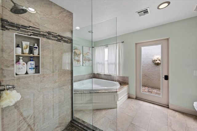 4872 HAWKSHEAD PARK, Sarasota, FL 34241