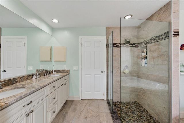 4872 HAWKSHEAD PARK, Sarasota, FL 34241