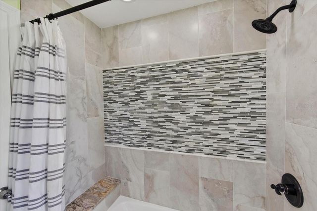 4872 HAWKSHEAD PARK, Sarasota, FL 34241