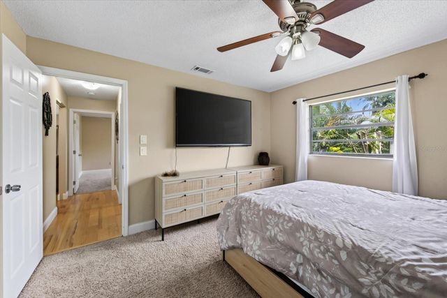 4872 HAWKSHEAD PARK, Sarasota, FL 34241