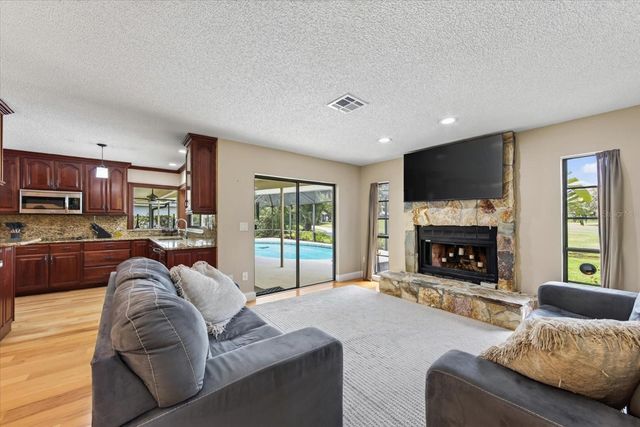 4872 HAWKSHEAD PARK, Sarasota, FL 34241