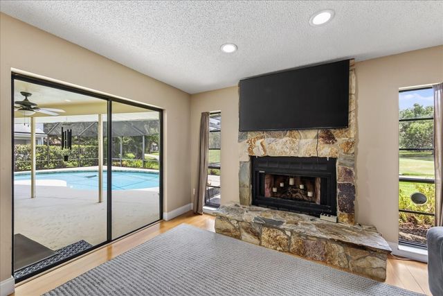 4872 HAWKSHEAD PARK, Sarasota, FL 34241