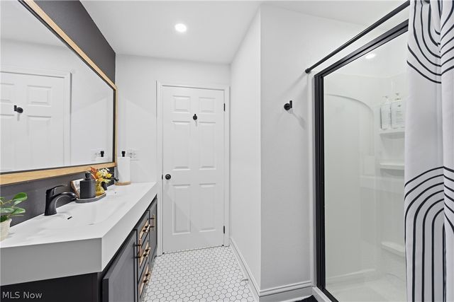 3809 Revere Court, Cleveland, OH 44109