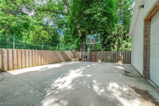 3809 Revere Court, Cleveland, OH 44109