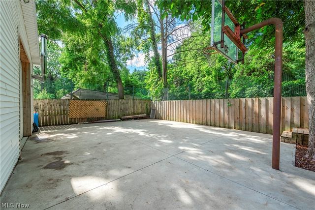 3809 Revere Court, Cleveland, OH 44109