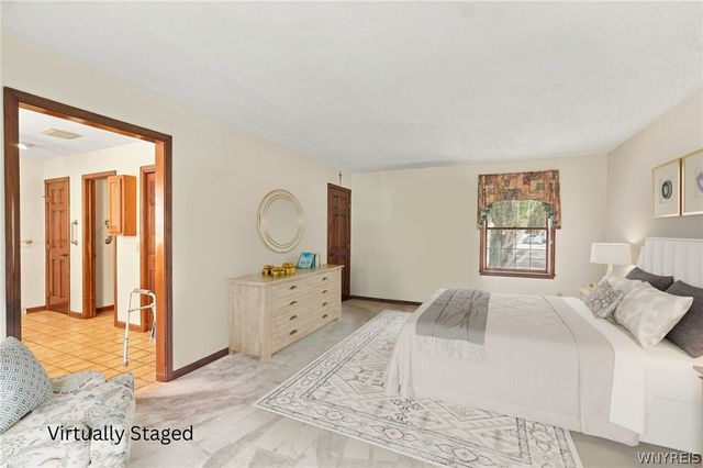 9615 The Maples, Clarence, NY 14031