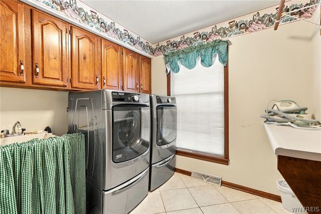 9615 The Maples, Clarence, NY 14031