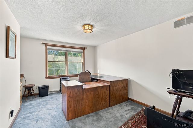 9615 The Maples, Clarence, NY 14031