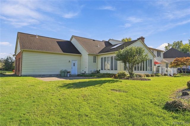 9615 The Maples, Clarence, NY 14031