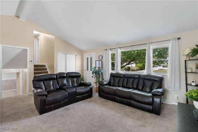 9933 Cynthia Drive, Twinsburg, OH 44087