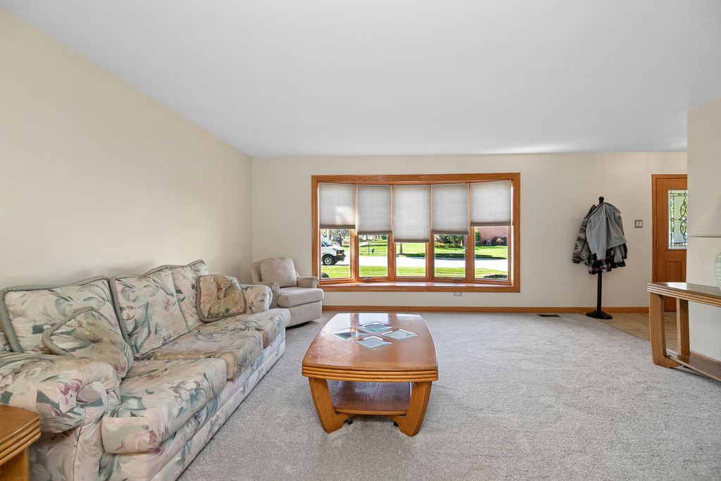 1163 Walter Street, Lemont, IL 60439 — photo 3