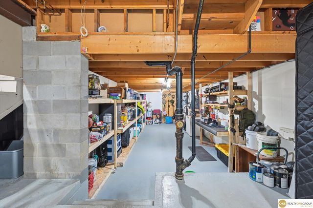 2835 S 146th Street, Omaha, NE 68144
